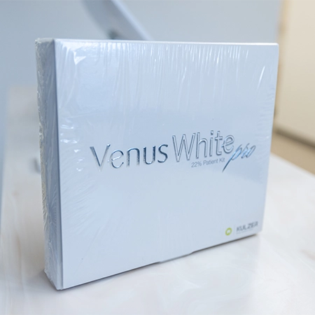 VenusWhite Teeth Whitening Kit